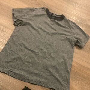 Lululemon T-shirt
